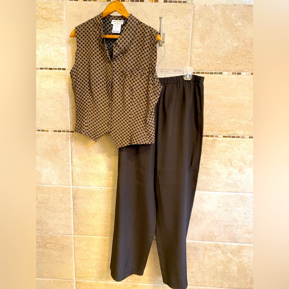 Patterned pant and shirt outfit, elastic waist pants size 12 and top size 14.